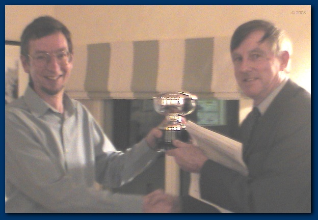 600x407 pixels (79K)